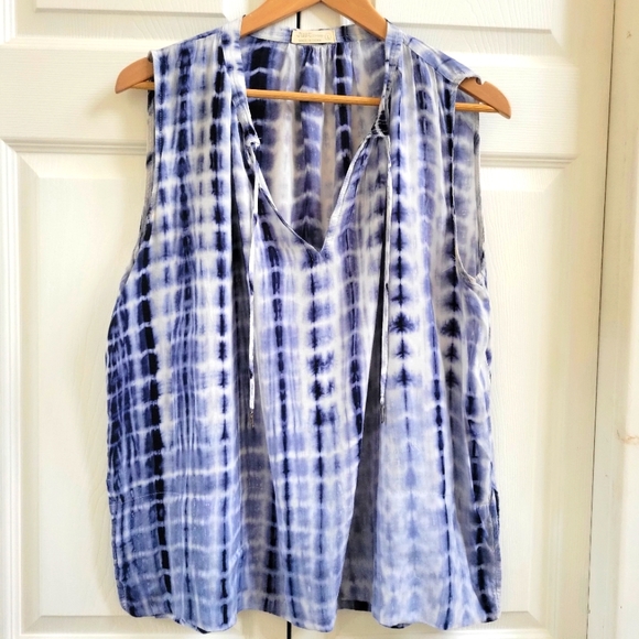 Shibori Dyed Sleeveless Blouse - Picture 1 of 5